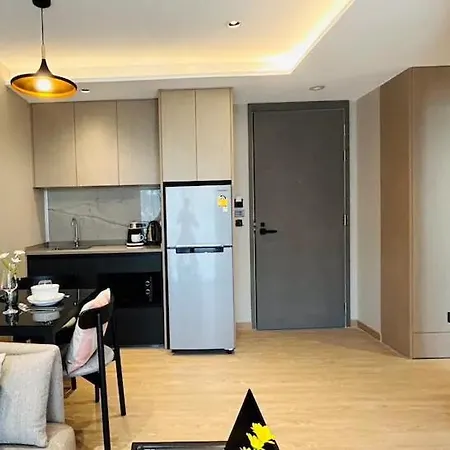 Tierra Residences Bangkok Zimmer foto